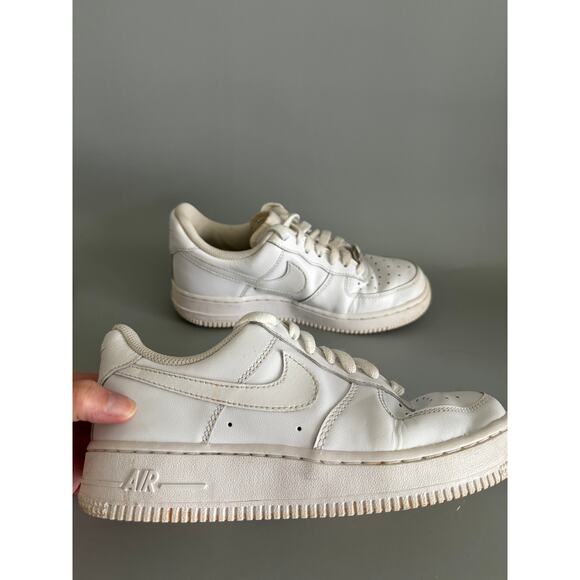 Nike Air Youth Size 6 White Leather Big Kids - Picture 5 of 5